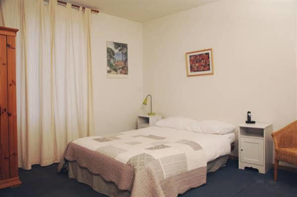 Appart'hotel Dizerens 2*